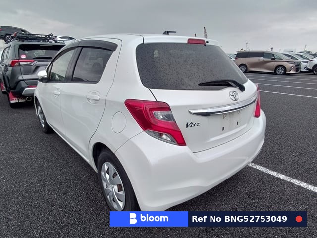 2015 Toyota Vitz
