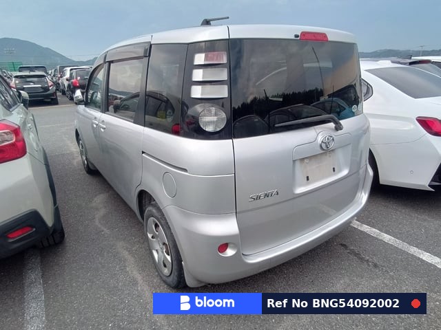 2009 Toyota Sienta