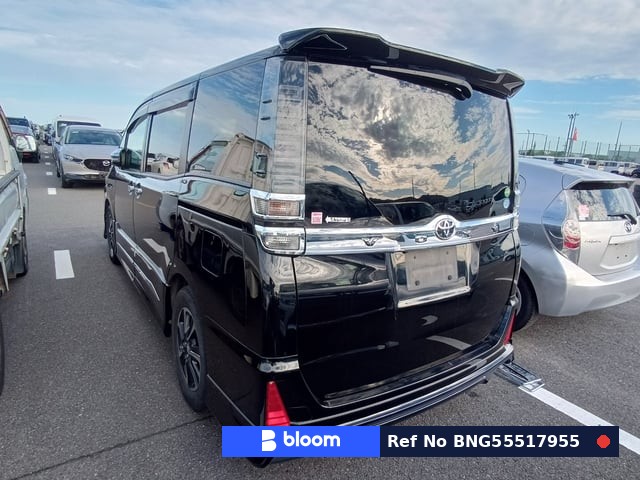 2018 Toyota Voxy