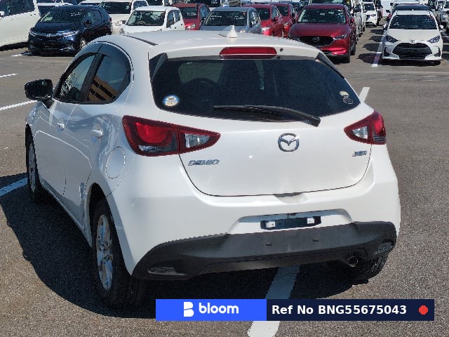 2016 Mazda Demio