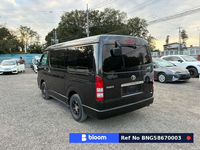 2010 Toyota Hiace Wagon