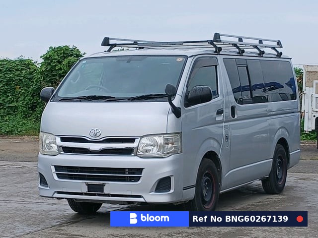 2013 Toyota Hiace VAN