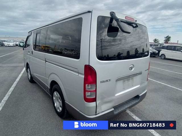 2004 Toyota Hiace VAN