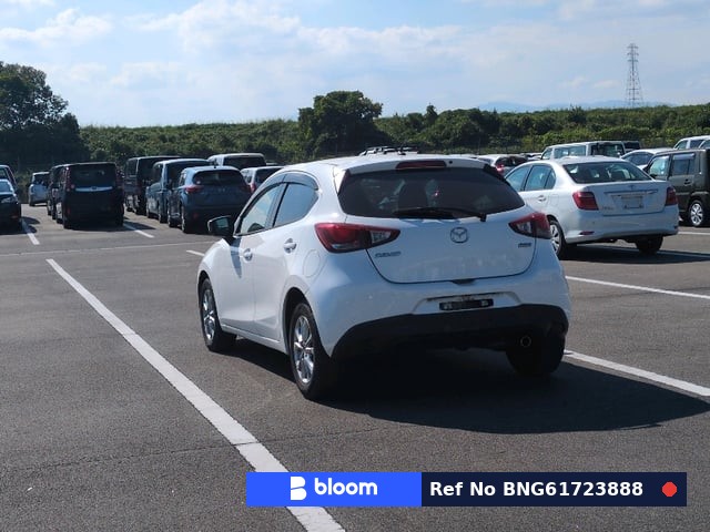 2016 Mazda Demio