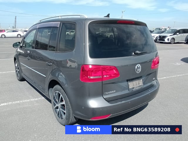 2012 Volkswagen Golf Touran