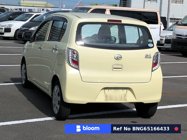 2016 Daihatsu Mira ES