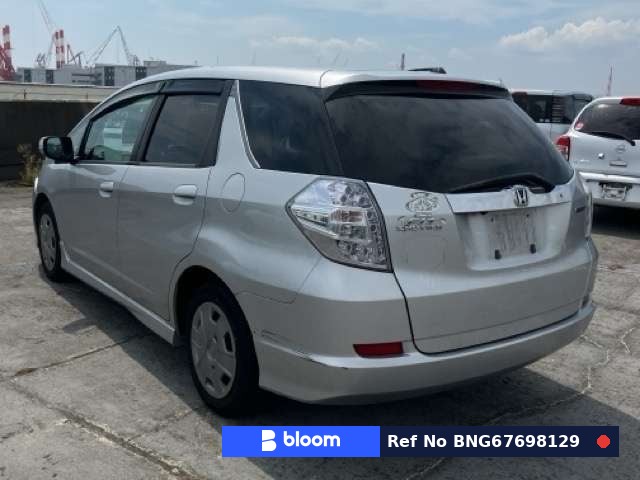 2011 Honda FIT Shuttle Hybrid