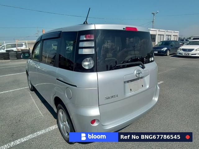 2009 Toyota Sienta