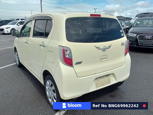 2012 Daihatsu Mira ES