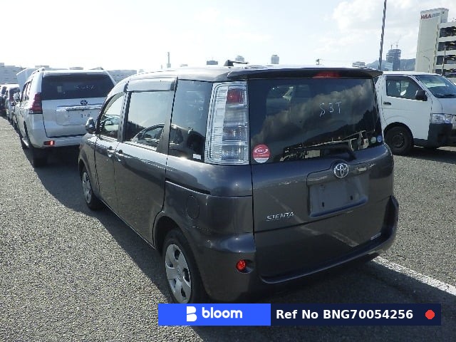 2009 Toyota Sienta