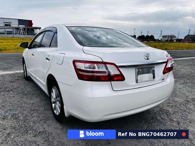 2013 Toyota Premio