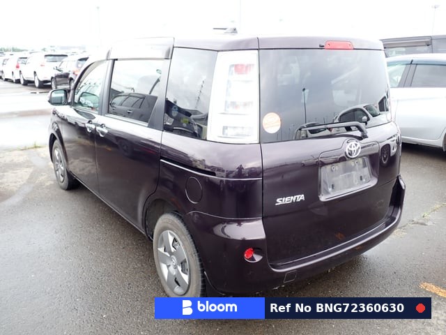 2011 Toyota Sienta