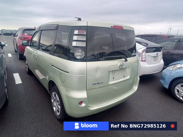 2010 Toyota Sienta