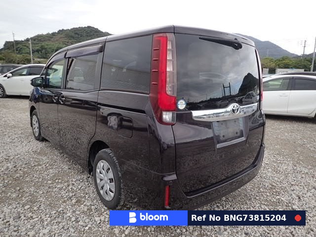 2017 Toyota Noah
