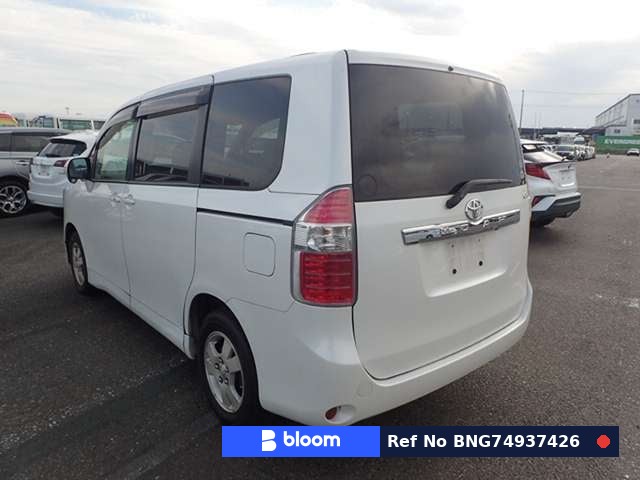 2008 Toyota Noah