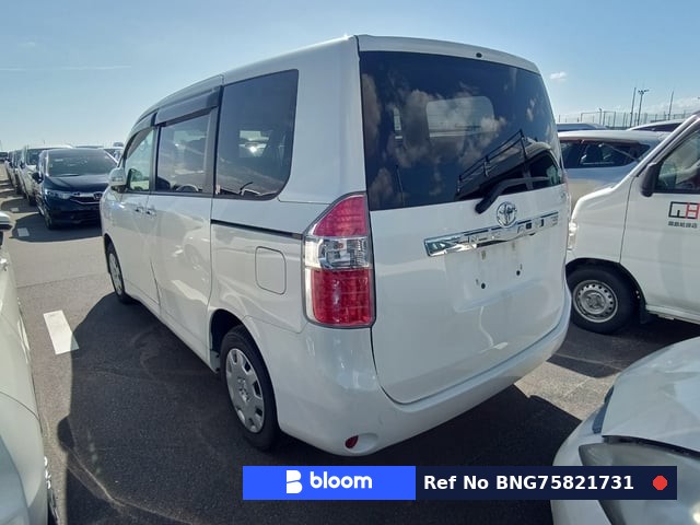 2009 Toyota Noah