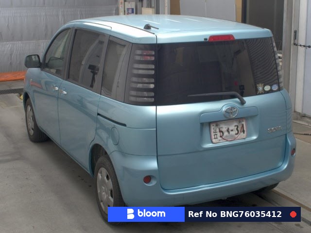 2005 Toyota Sienta