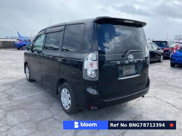 2009 Toyota Voxy