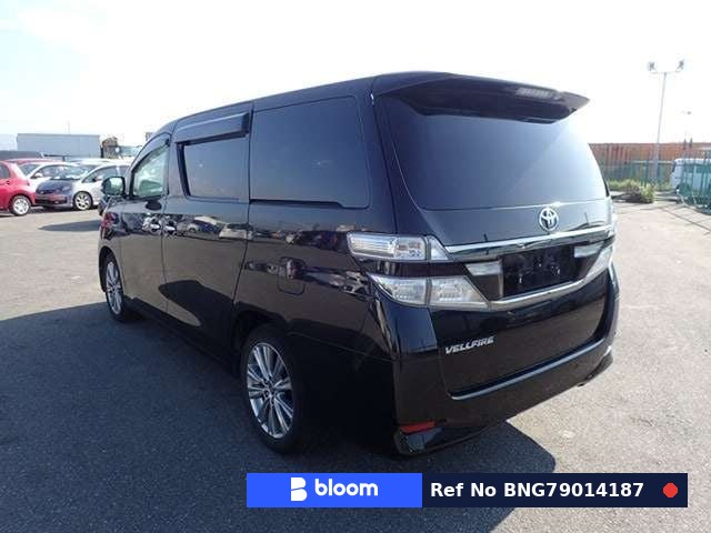 2014 Toyota Vellfire