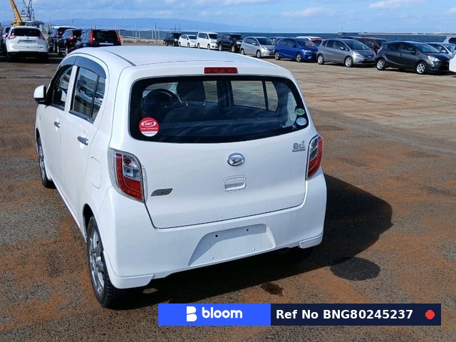 2013 Daihatsu Mira ES