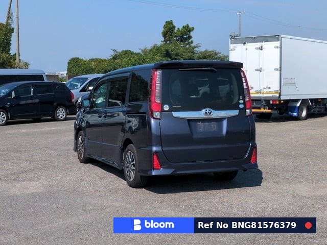 2015 Toyota Noah