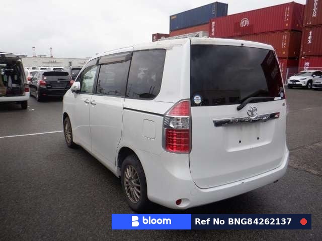 2009 Toyota Noah