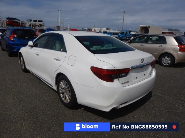 2013 Toyota Mark X