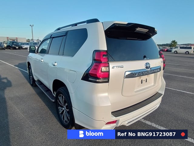 2020 Toyota Land Cruiser Prado