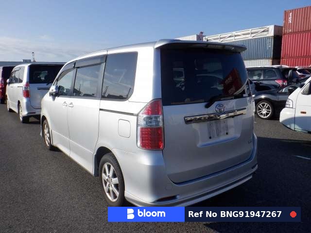 2008 Toyota Noah