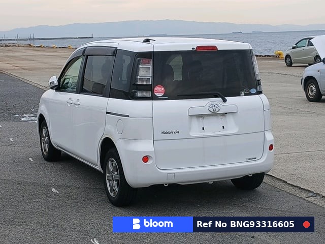 2012 Toyota Sienta