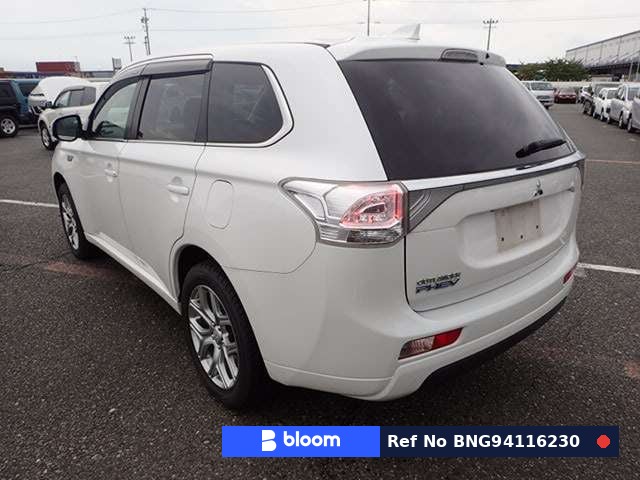 2015 Mitsubishi Outlander Phev