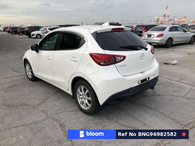 2016 Mazda Demio