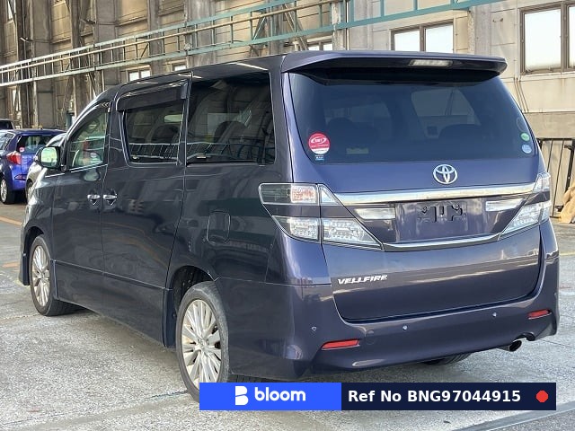 2013 Toyota Vellfire