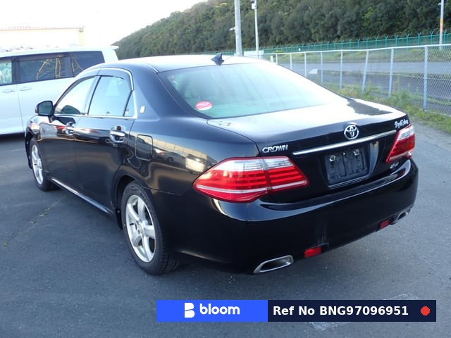 2011 Toyota Crown