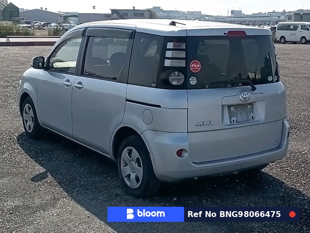 2008 Toyota Sienta