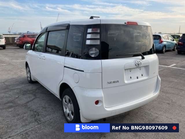 2009 Toyota Sienta