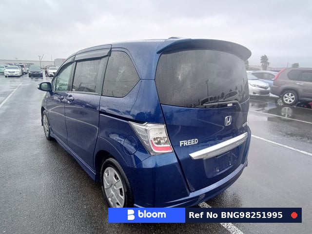2011 Honda Freed Hybrid