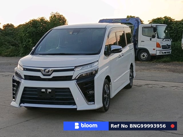 2017 Toyota Voxy