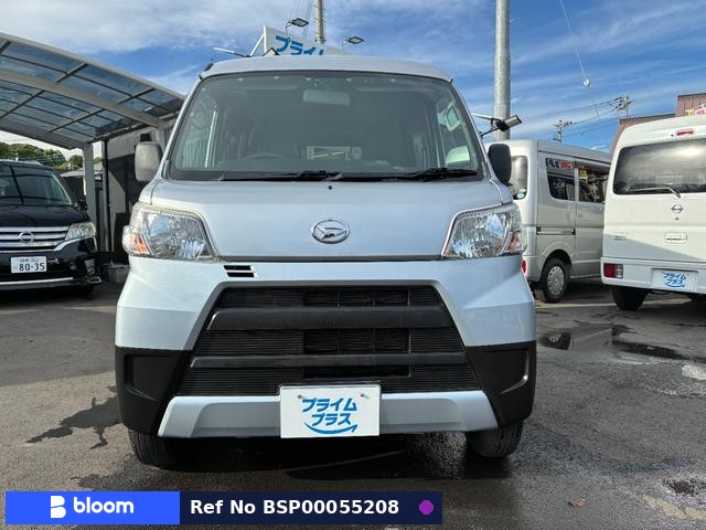 2020 Daihatsu Hijet Cargo