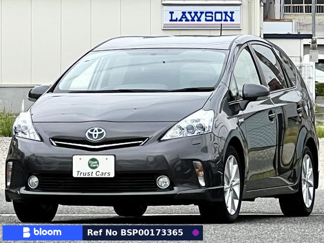 2012 Toyota Prius Alpha