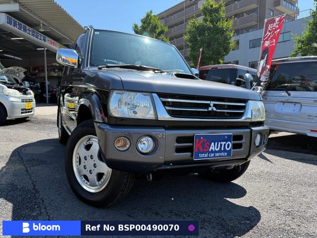 2004 Mitsubishi Pajero Mini