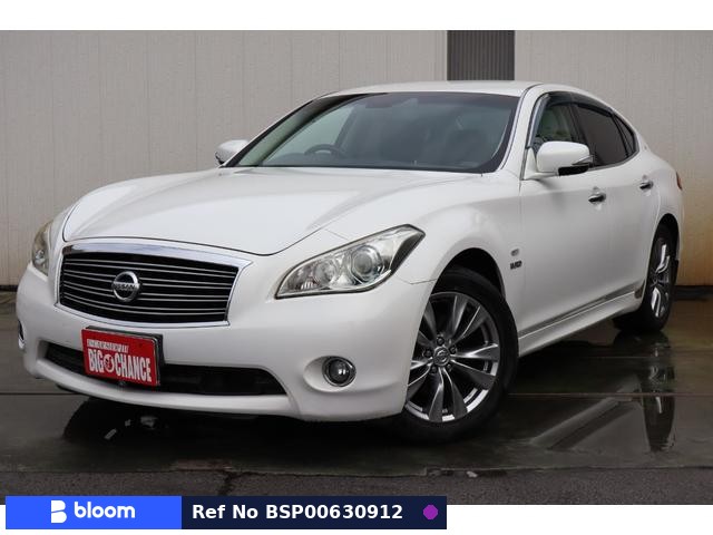 2011 Nissan Fuga Hybrid