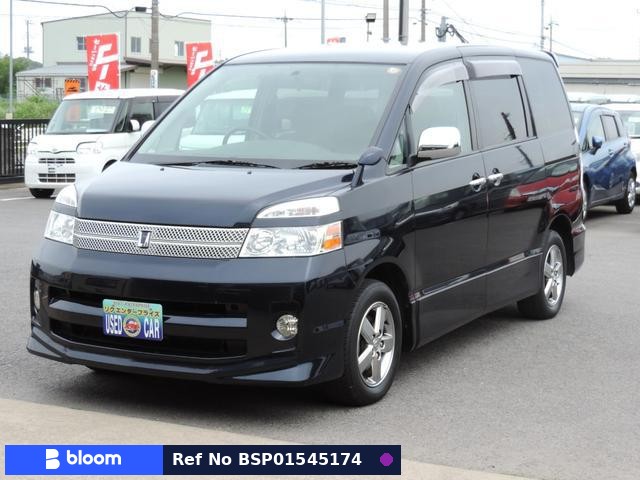 2006 Toyota Voxy