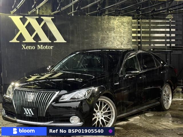 2013 Toyota Crown Majesta