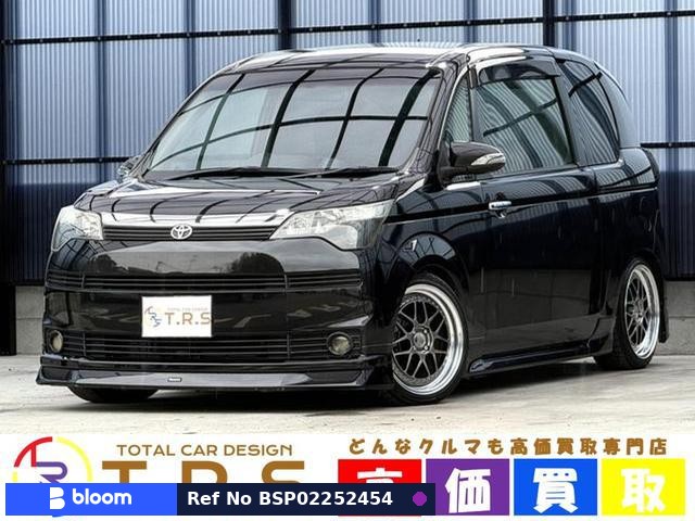 2013 Toyota Spade