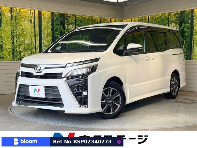 2017 Toyota Voxy
