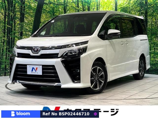 2017 Toyota Voxy