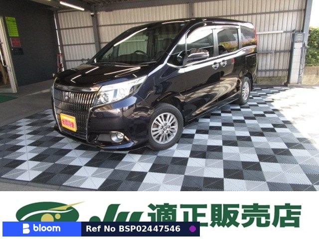 2017 Toyota Esquire