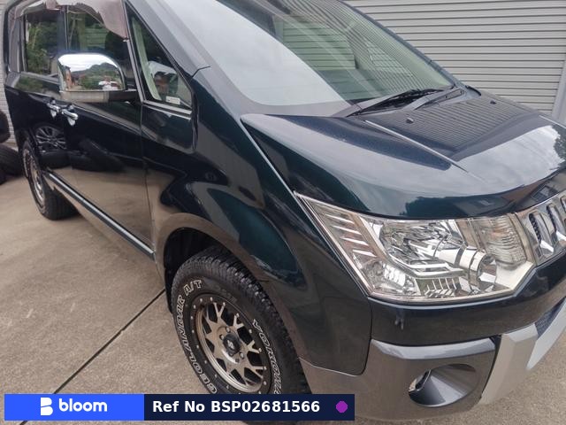 2015 Mitsubishi Delica D5