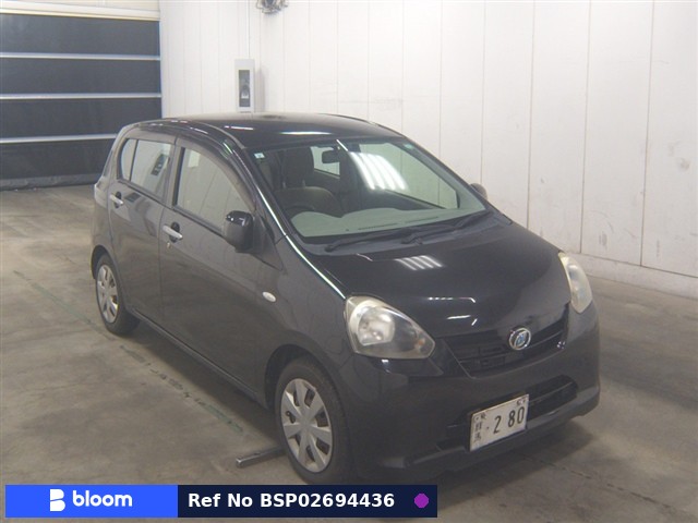 2013 Daihatsu Mira ES